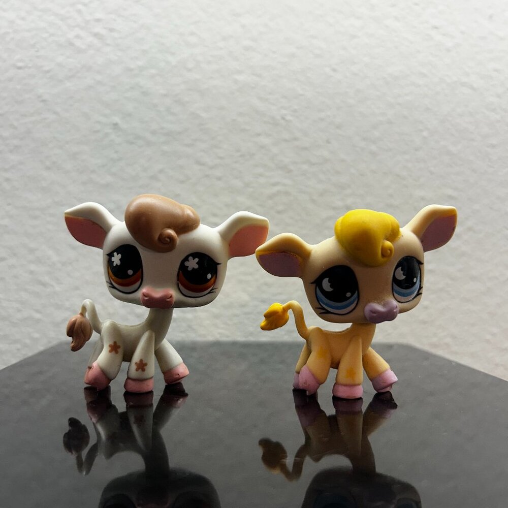 Pair of Cow LPS